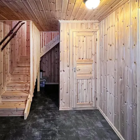 2 Bedroom In Aust- Torpa Feriehus Åmot