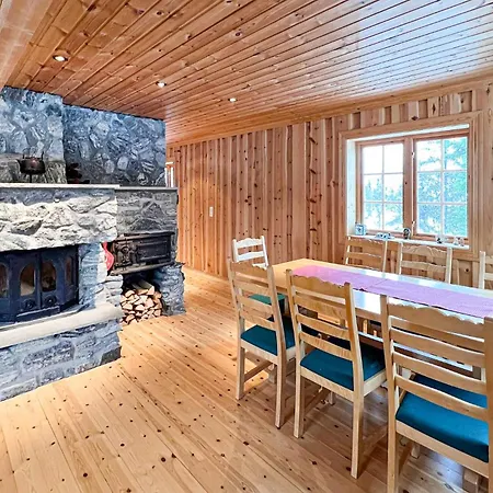 펜션 2 Bedroom In Aust- Torpa