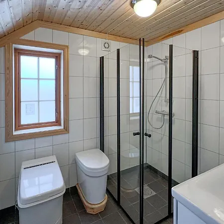 2 Bedroom In Aust- Torpa Hébergement de vacances *